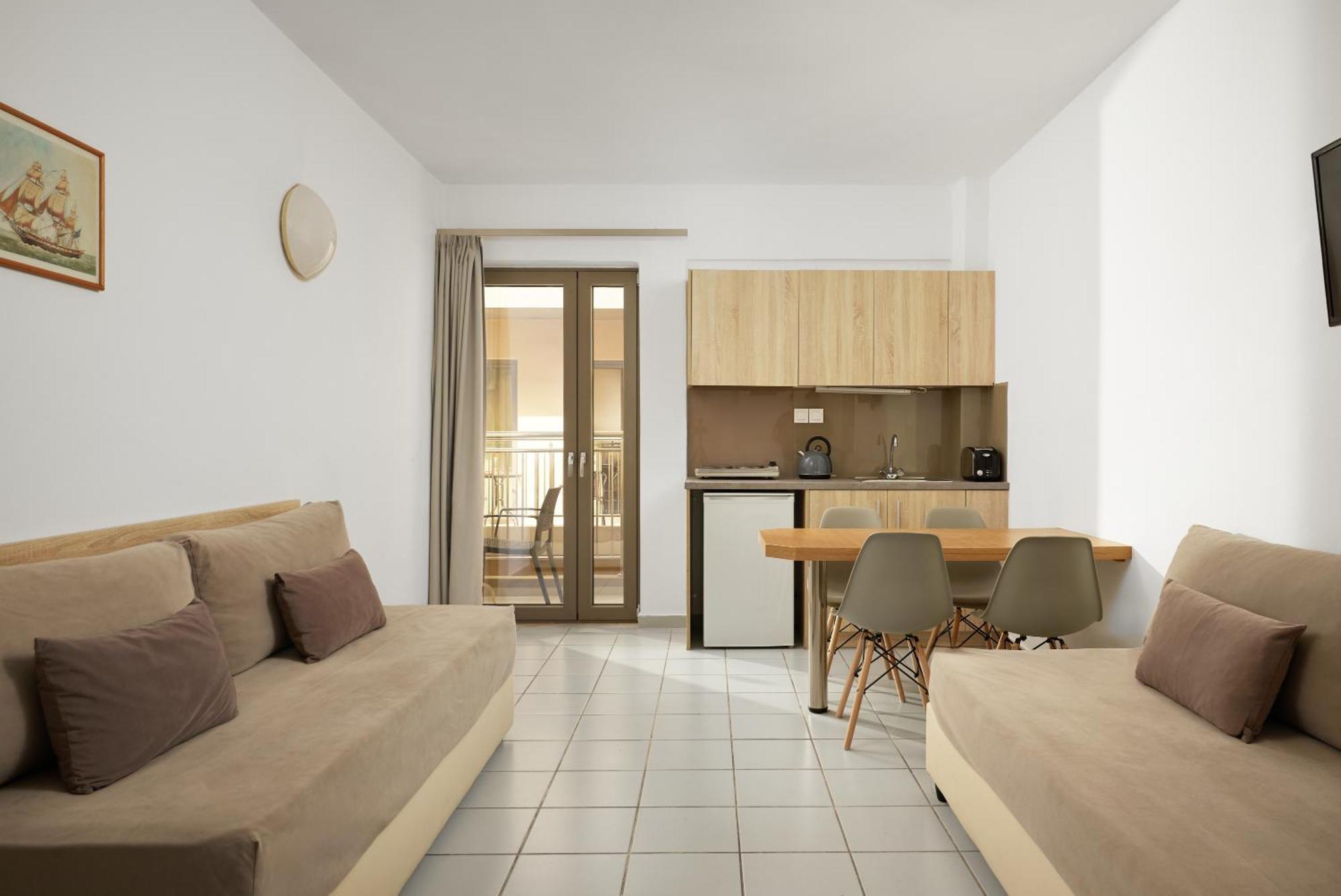 Acropolis Apartments Херсонісос Екстер'єр фото