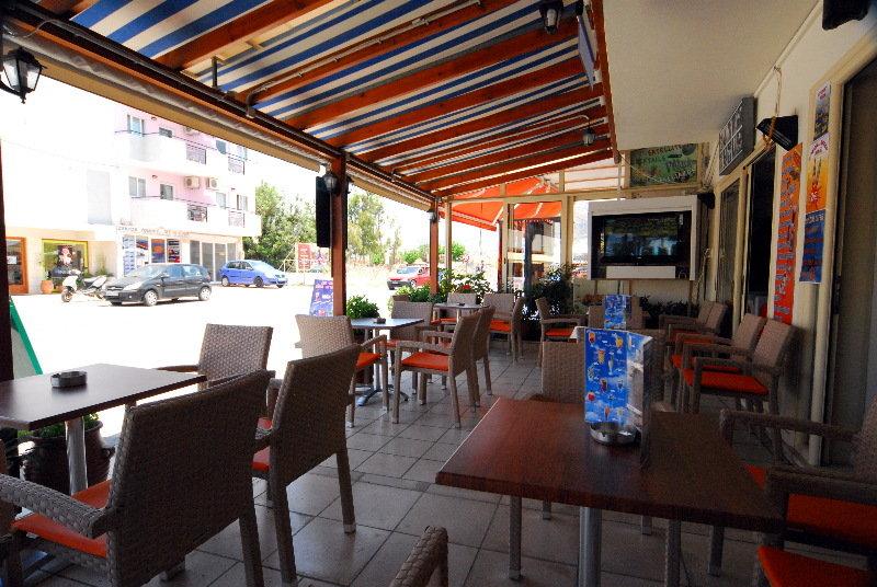 Acropolis Apartments Херсонісос Екстер'єр фото