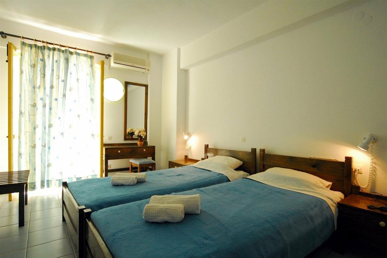 Acropolis Apartments Херсонісос Екстер'єр фото